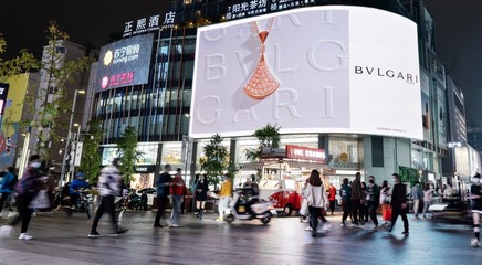 成都春熙路裸眼3D廣告代理發布 正熙酒店時段價格解析